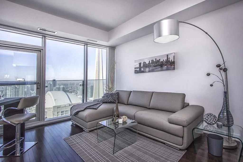 Atlantis Suites - Toronto Furnished Apartment On York Street